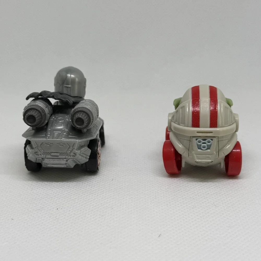 Hot Wheels Racer Verse - STAR WARS The Mandalorian & Grogu Baby Yoda - Cars Toys